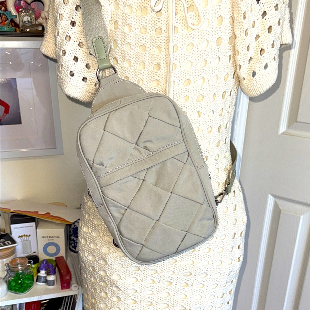 NWOT-House of Harlow 1960 Quilted Crossbody Bag in sage green.